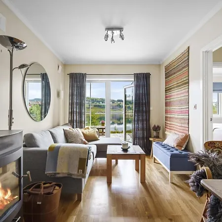 Holiday home Cozy Modern - Very At Sinnes Tjorhom