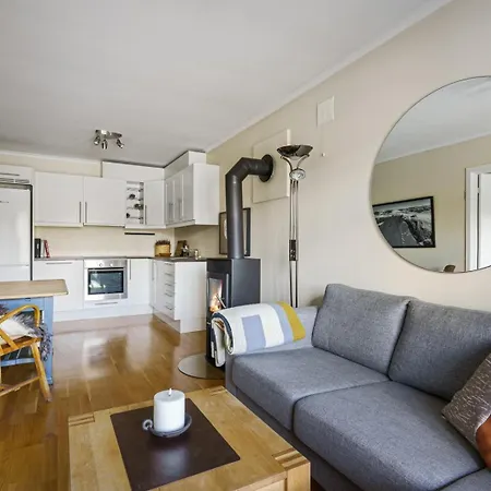 Cozy Modern - Very At Sinnes Holiday home